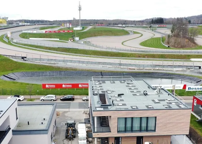 Апартаменты Quartier Am Sachsenring Оберлунгвиц