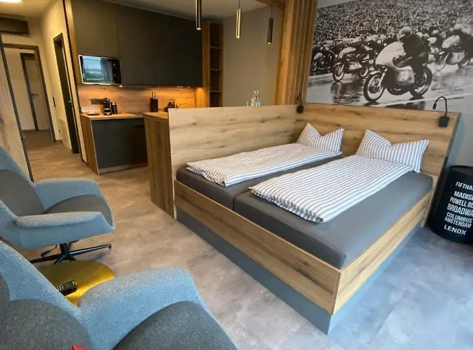 Quartier Am Sachsenring * Оберлунгвиц